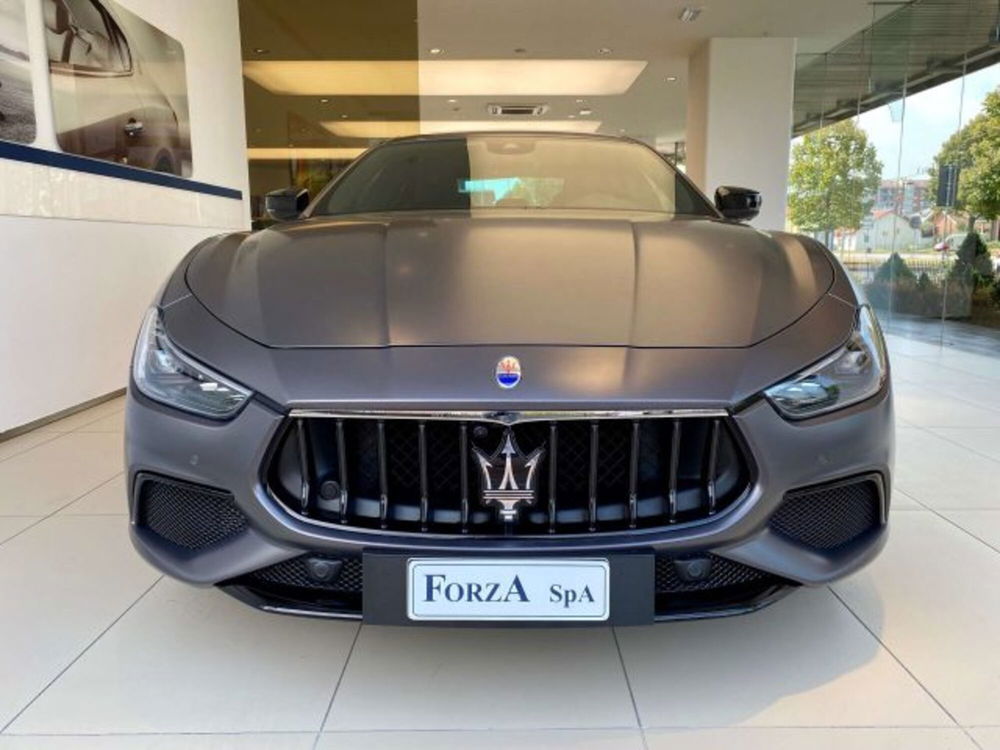 Maserati Ghibli usata a Torino (2)