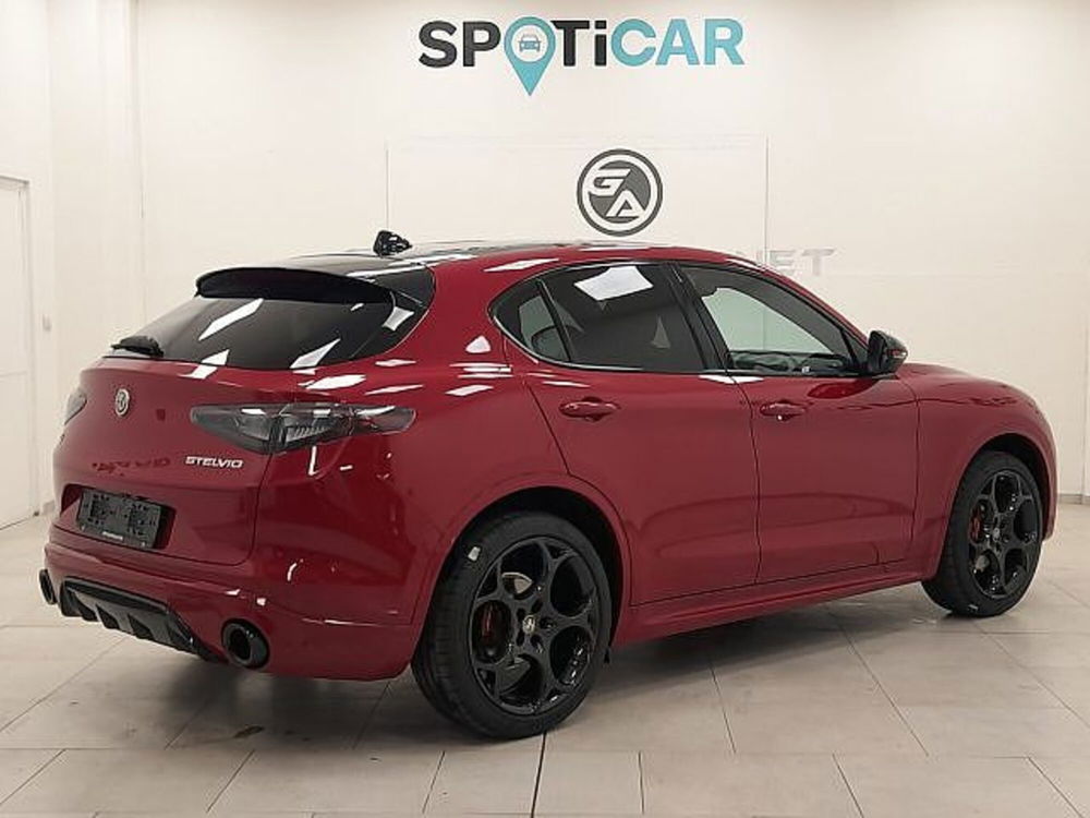 Alfa Romeo Stelvio nuova a Alessandria (8)