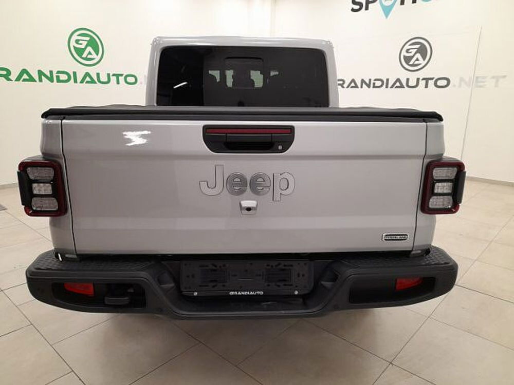 Jeep Gladiator nuova a Alessandria (7)