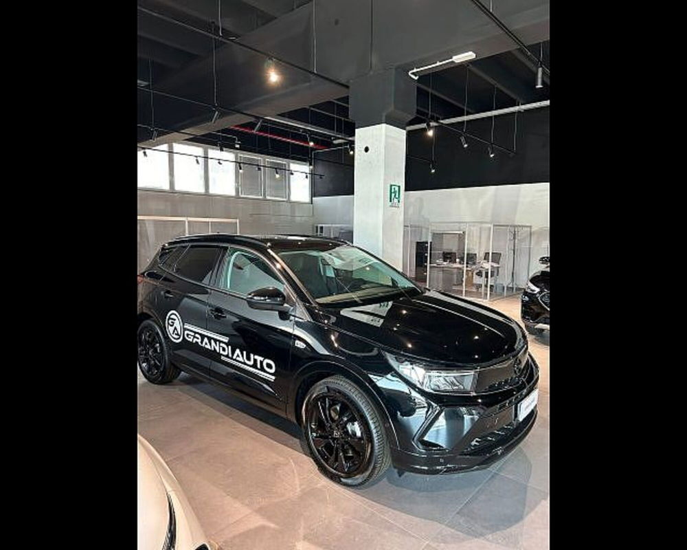 Opel Grandland nuova a Alessandria (7)