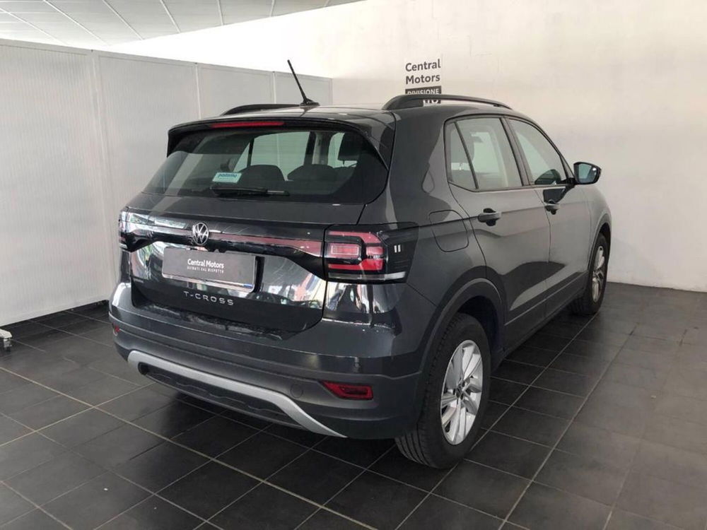 Volkswagen T-Cross usata a Torino (4)