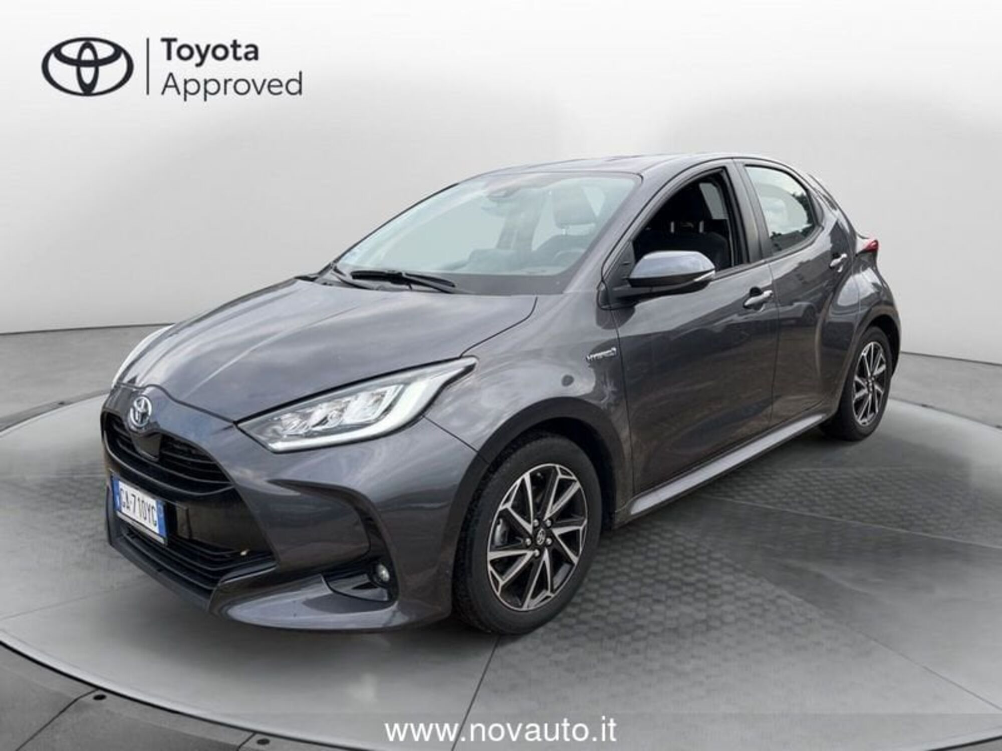 Toyota Yaris 1.5 Hybrid 5 porte Trend del 2020 usata a Varese