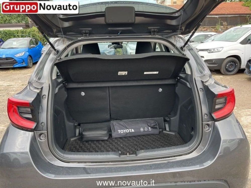 Toyota Yaris Cross usata a Varese (9)