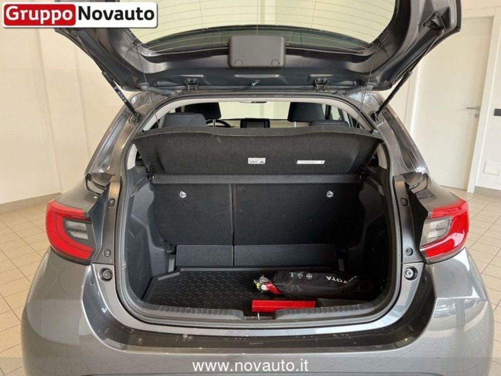 Toyota Yaris Cross usata a Varese (8)