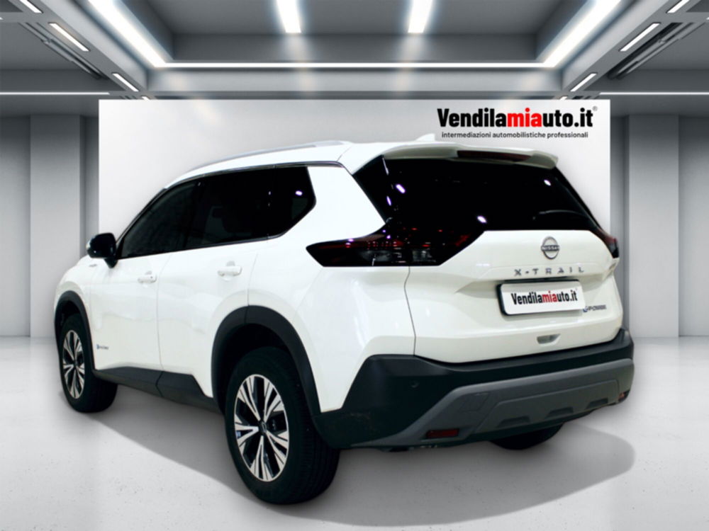 Nissan X-Trail usata a Milano (14)