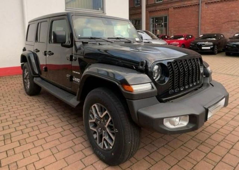 Jeep Wrangler Unlimited nuova a Vicenza (3)