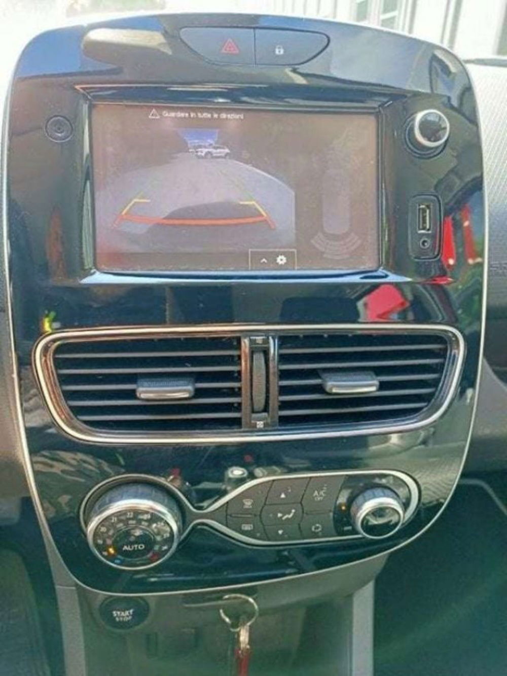 Renault Clio usata a Firenze (8)