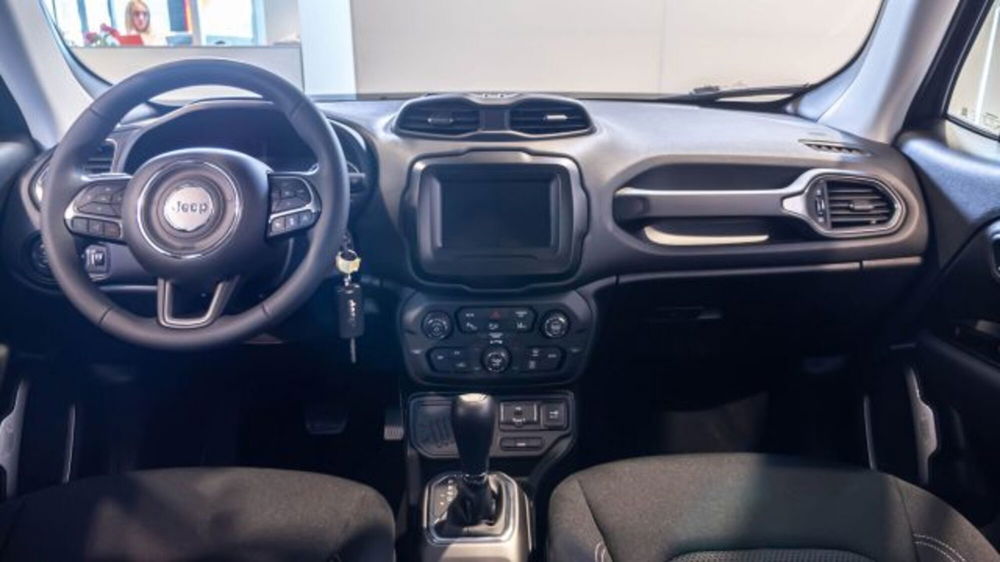 Jeep Renegade usata a Padova (11)