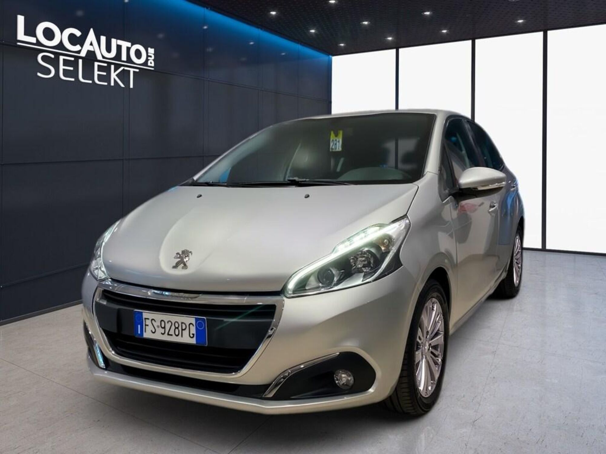 Peugeot 208 82 5 porte Active  del 2018 usata a Torino