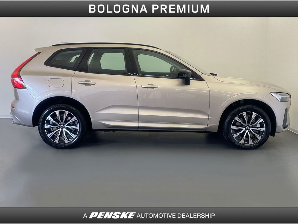 Volvo XC60 nuova a Bologna (6)