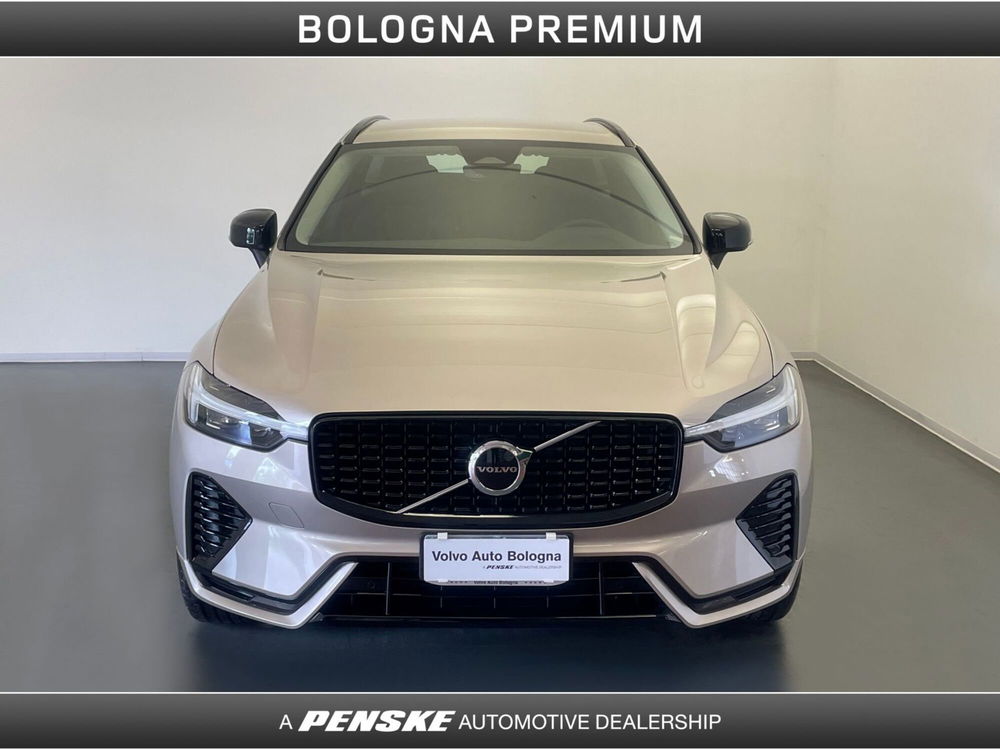 Volvo XC60 nuova a Bologna (8)