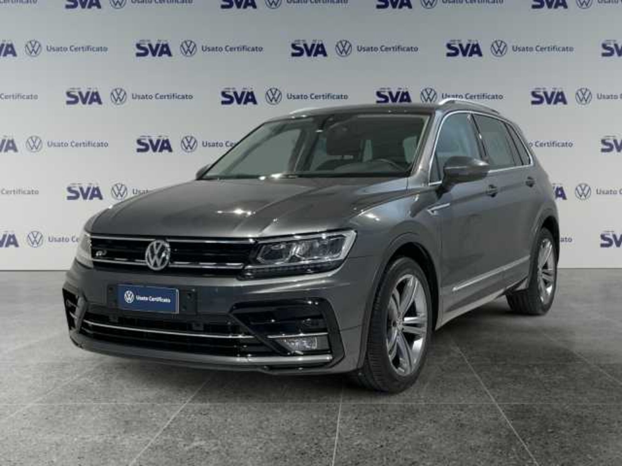 Volkswagen Tiguan Allspace 2.0 tdi R-Line 150cv dsg del 2019 usata a Ravenna