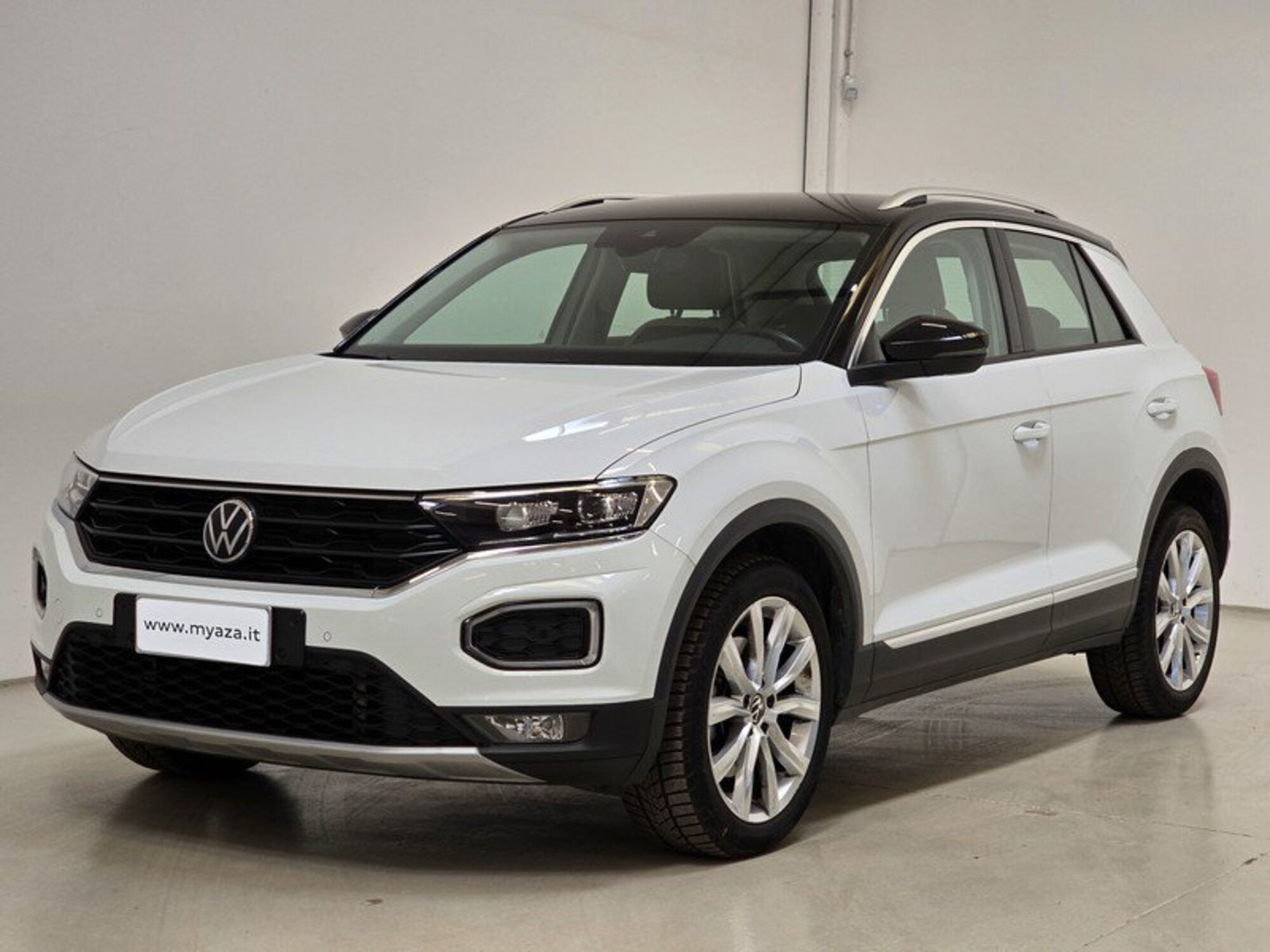 Volkswagen T-Roc 2.0 TDI SCR 150 CV DSG Advanced BlueMotion Technology del 2021 usata a Borgo San Dalmazzo