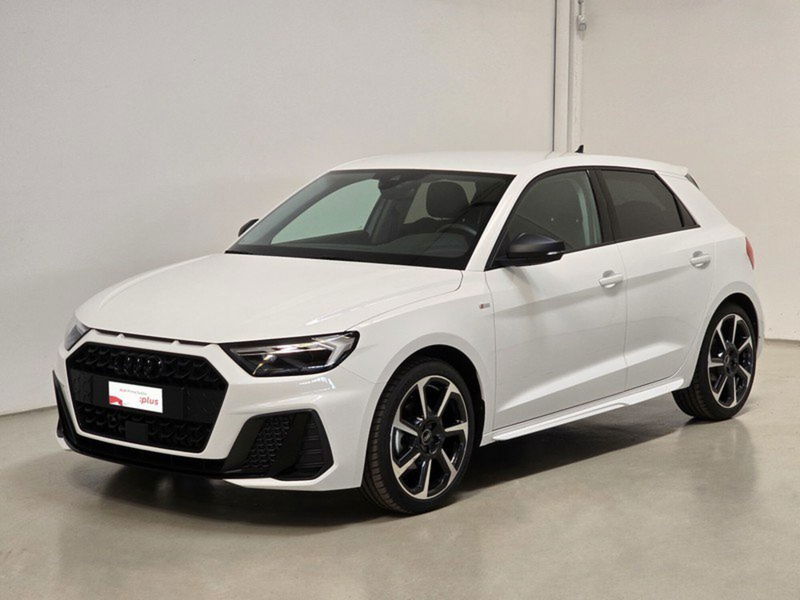 Audi A1 Sportback Sportback 30 1.0 tfsi Business 110cv s-tronic del 2023 usata a Alba