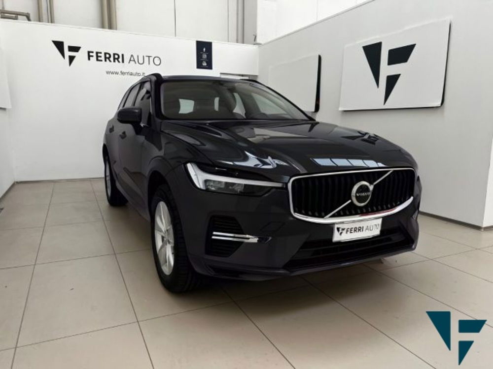 Volvo XC60 nuova a Udine (3)