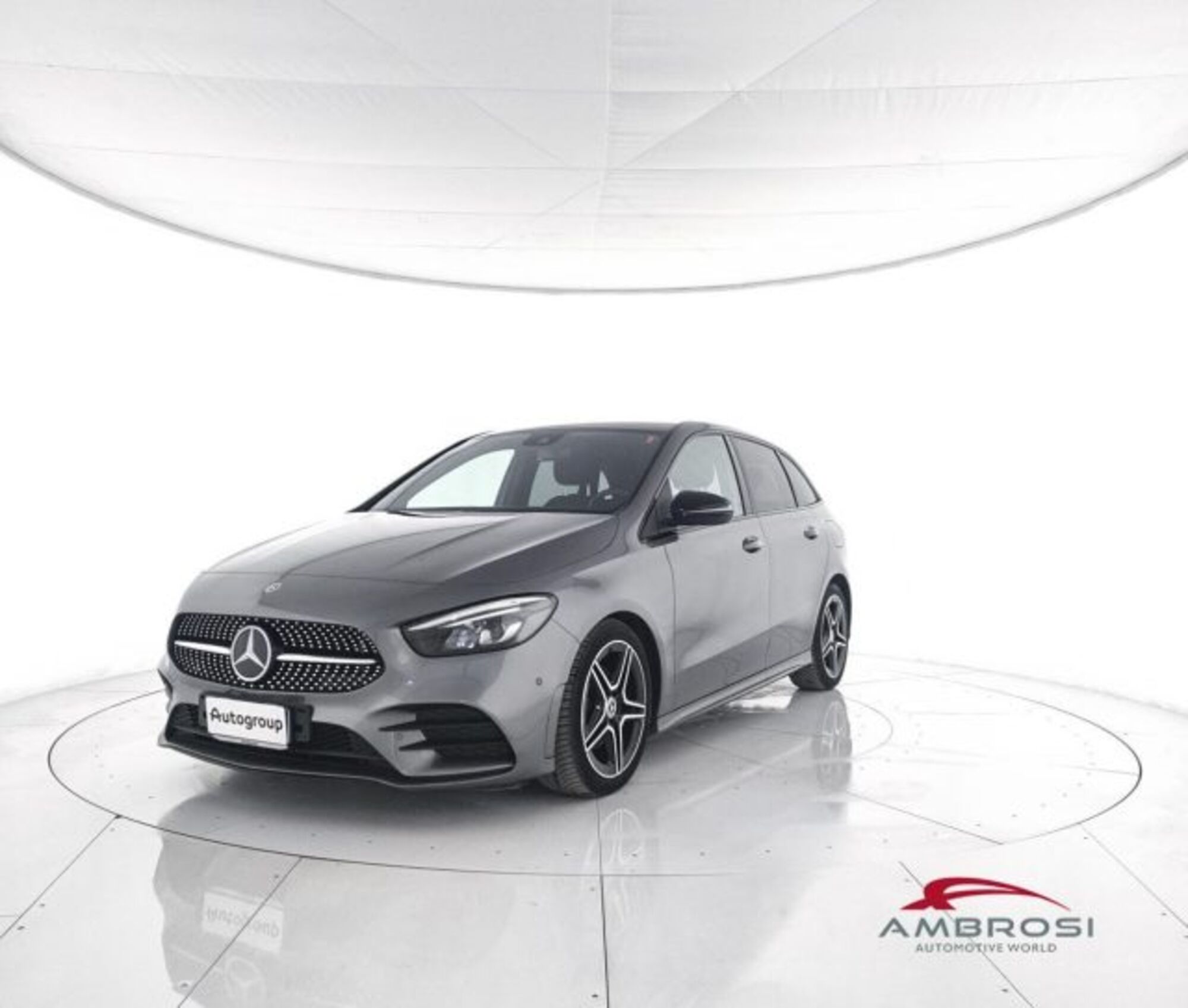 Mercedes-Benz CLA Shooting Brake 180 d Automatic Shooting Brake Premium  del 2019 usata a Corciano