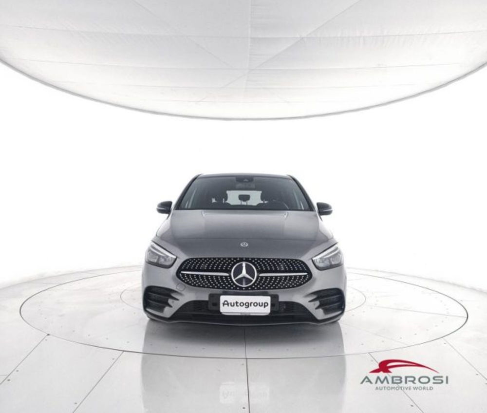 Mercedes-Benz CLA Shooting Brake usata a Perugia (5)