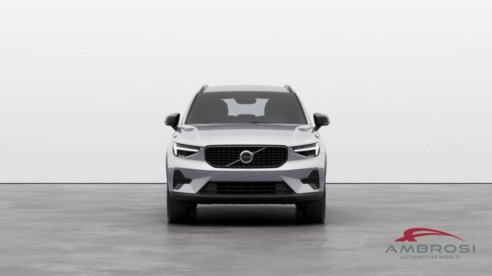 Volvo XC40 nuova a Perugia (5)