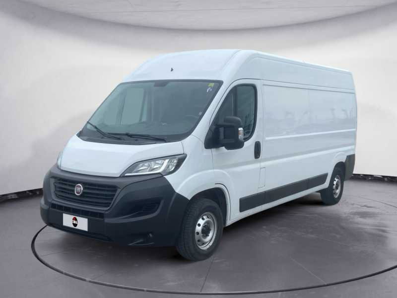 Fiat Ducato Furgone maxi 35 LH2 2.3 mjt 140cv AT9 E6d-temp del 2020 usata a Pordenone