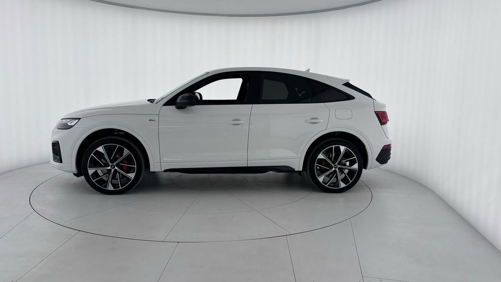 Audi Q5 Sportback usata a Massa-Carrara (2)