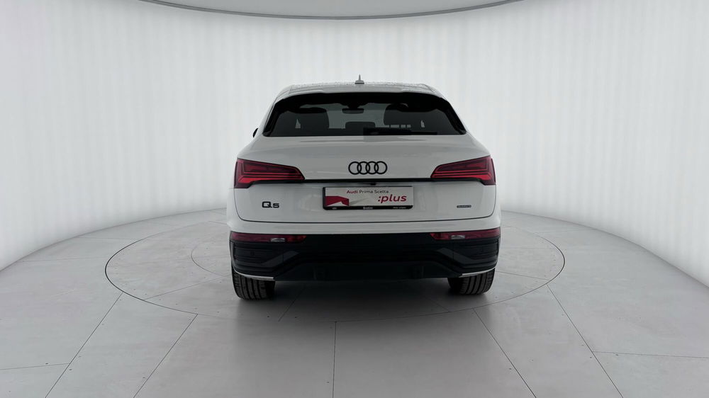 Audi Q5 Sportback usata a Massa-Carrara (4)