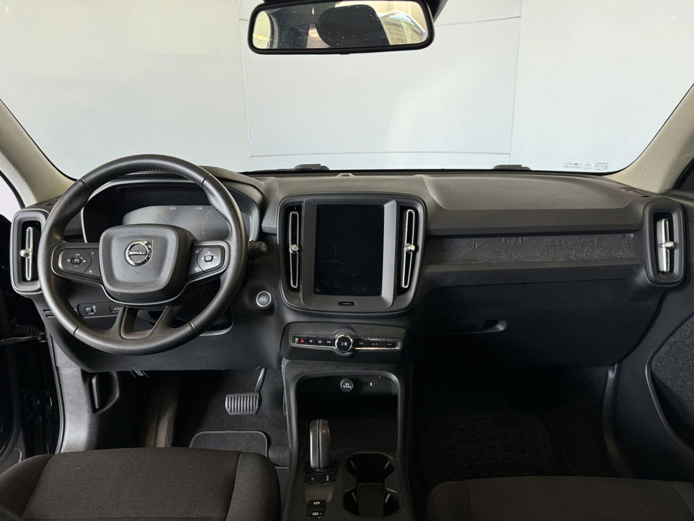 Volvo XC40 usata a Milano (11)