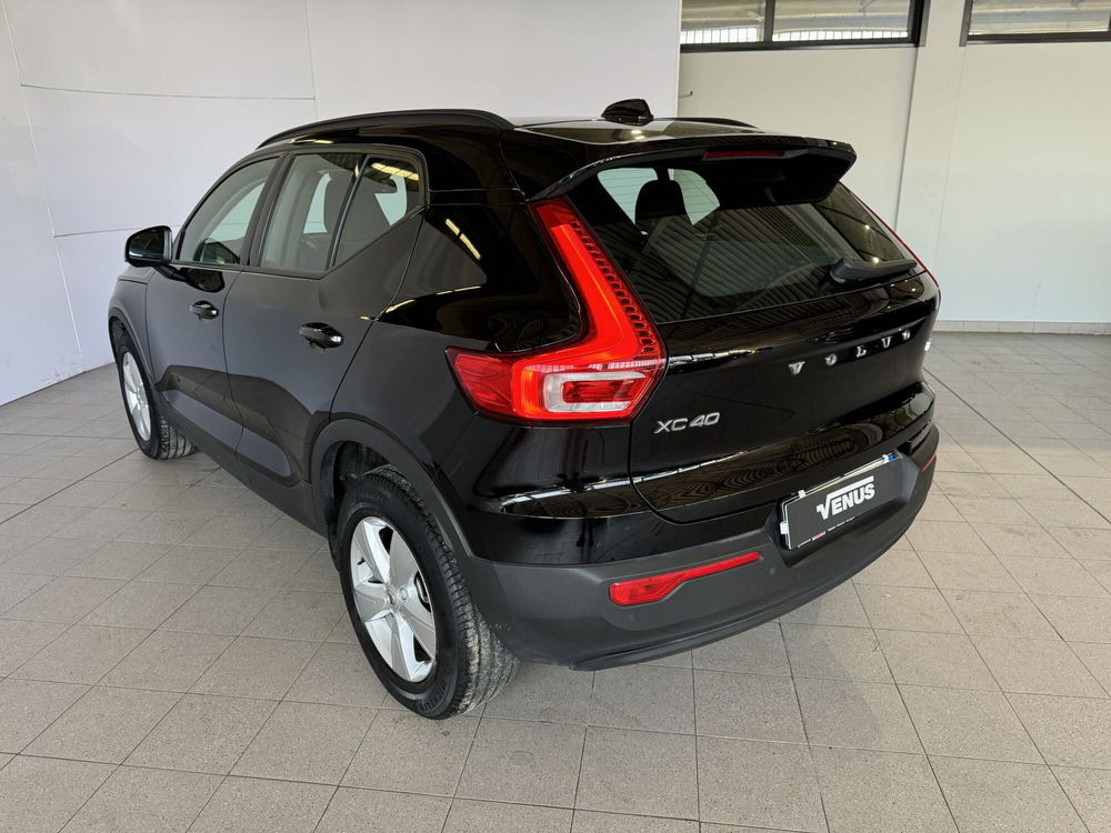 Volvo XC40 usata a Milano (5)