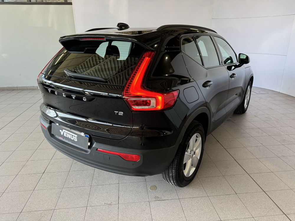 Volvo XC40 usata a Milano (8)