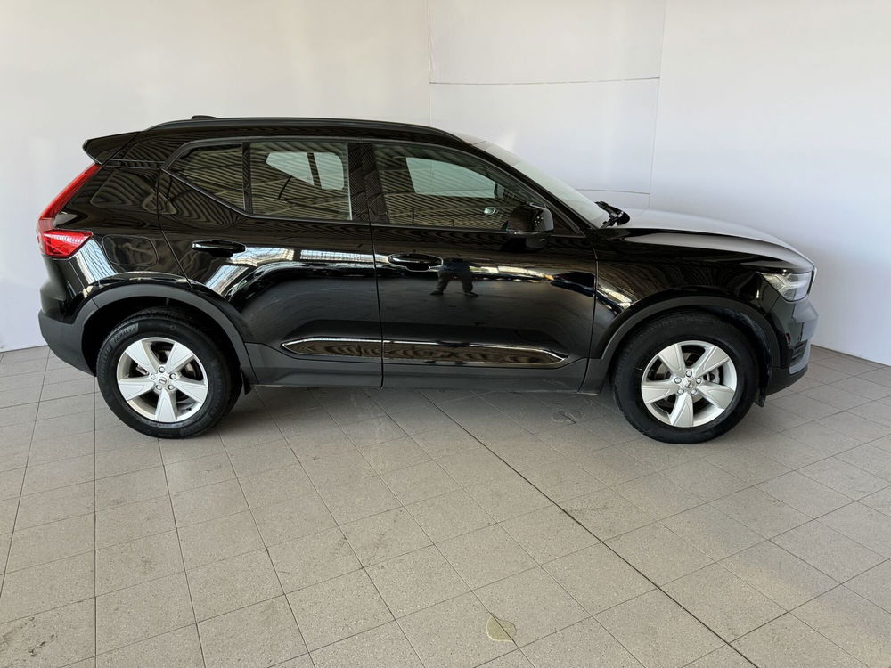 Volvo XC40 usata a Milano (9)