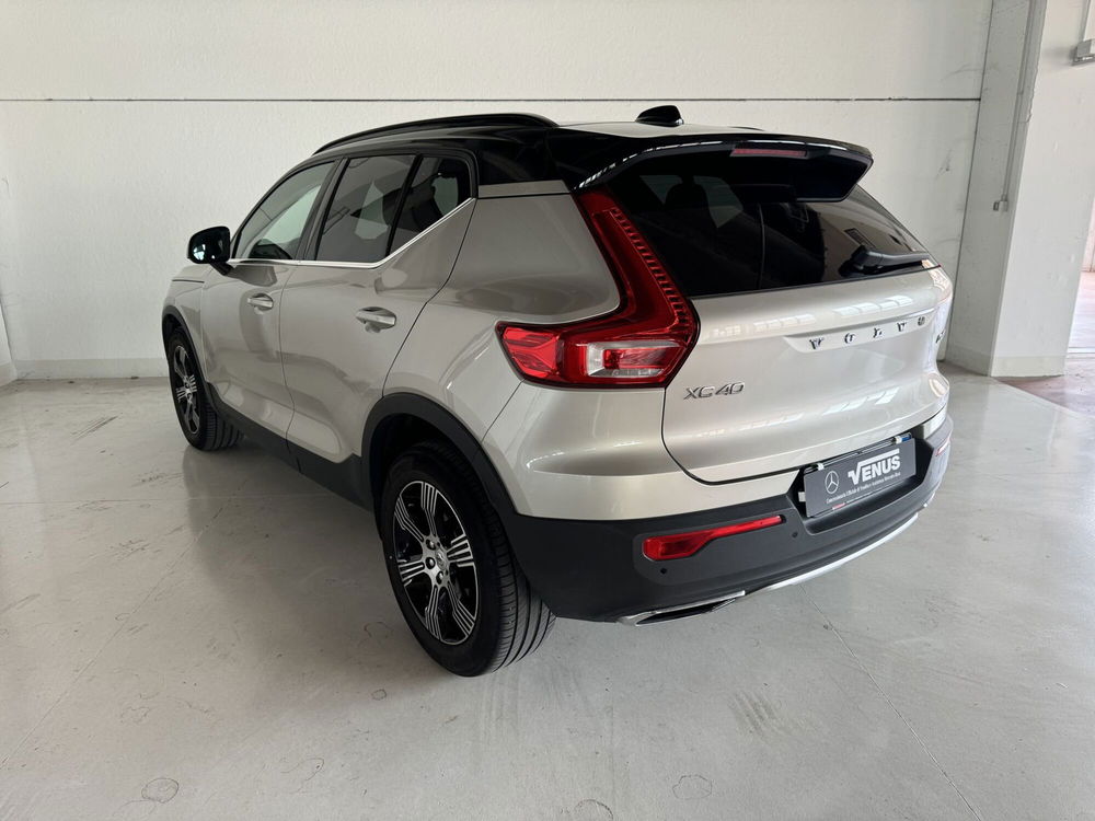 Volvo XC40 usata a Milano (4)