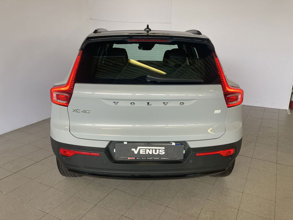 Volvo XC40 usata a Milano (5)