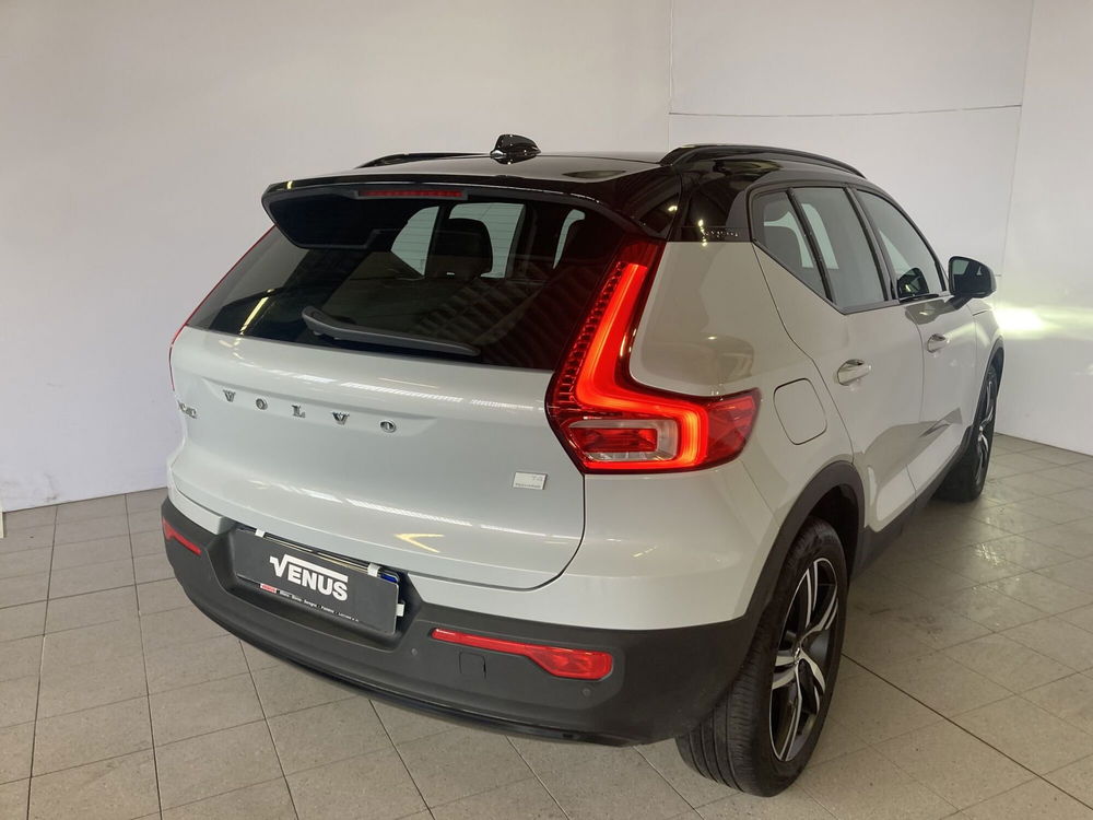 Volvo XC40 usata a Milano (7)