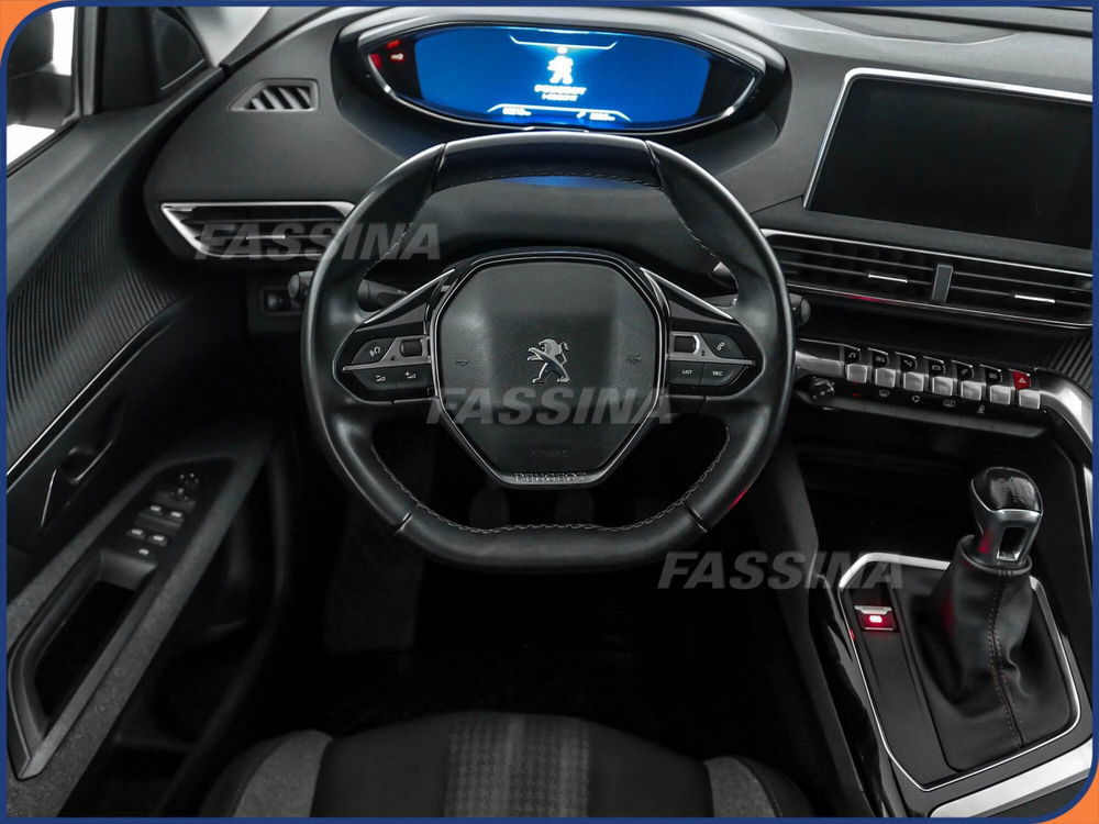 Peugeot 3008 usata a Milano (10)