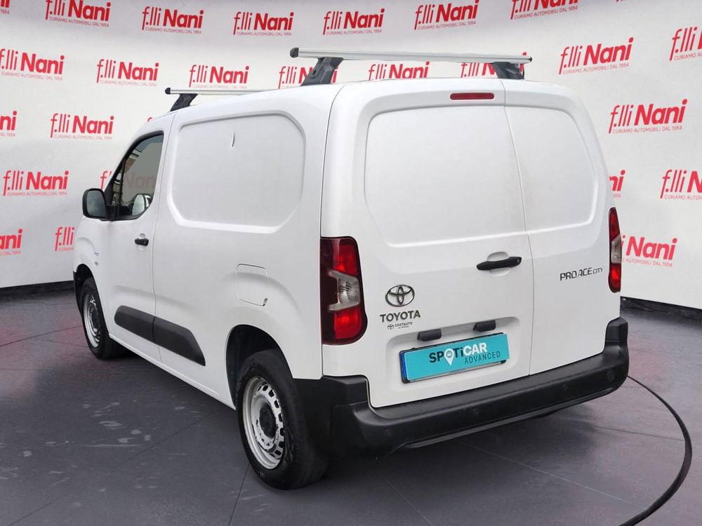 Toyota Proace City usata a Massa-Carrara (14)