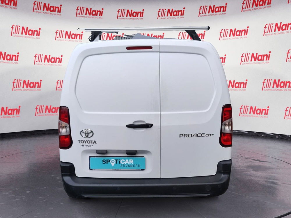 Toyota Proace City usata a Massa-Carrara (4)