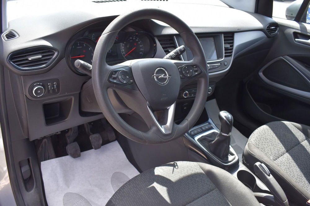 Opel Crossland X usata a Catania (8)