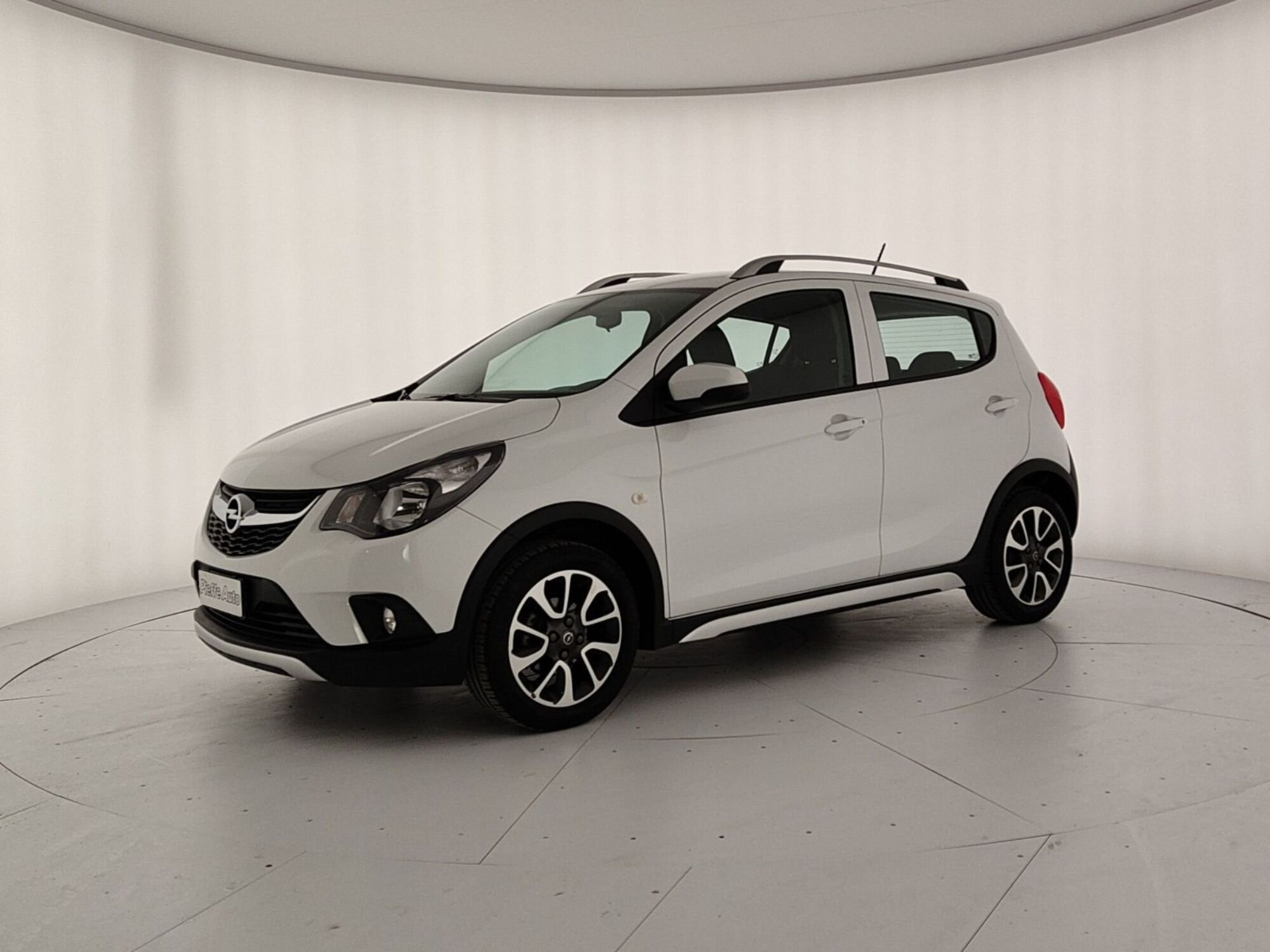 Opel Karl Rocks 1.0 73 CV del 2018 usata a Grottammare