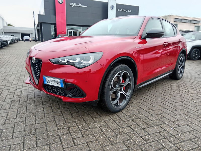 Alfa Romeo Stelvio Stelvio 2.0 Turbo 280 CV AT8 Q4 Veloce  del 2023 usata a Alessandria