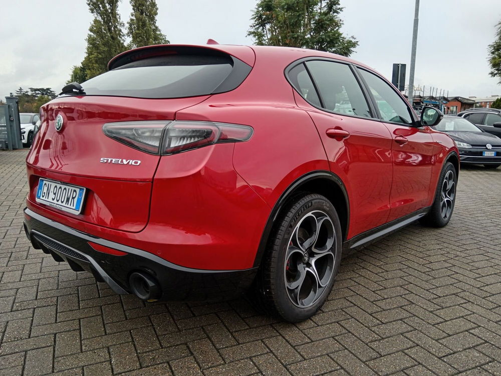 Alfa Romeo Stelvio usata a Alessandria (5)