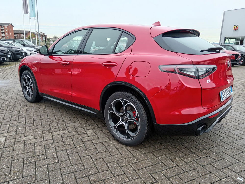 Alfa Romeo Stelvio usata a Alessandria (7)