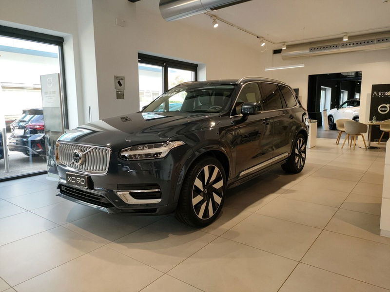 Volvo XC90 T8 Recharge AWD Plug-in Hybrid aut. 7p. Ultimate Bright nuova a Roma