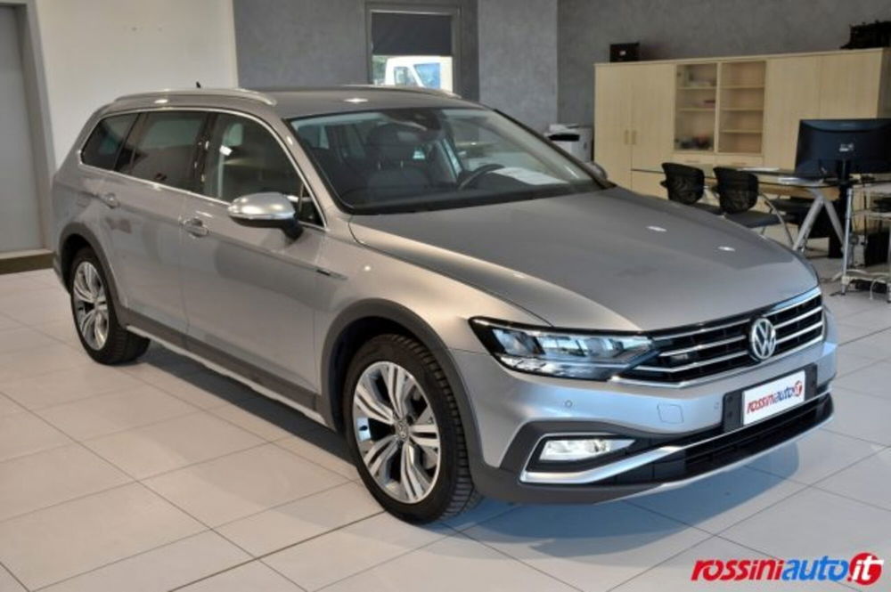 Volkswagen Passat Variant usata a Brescia (7)