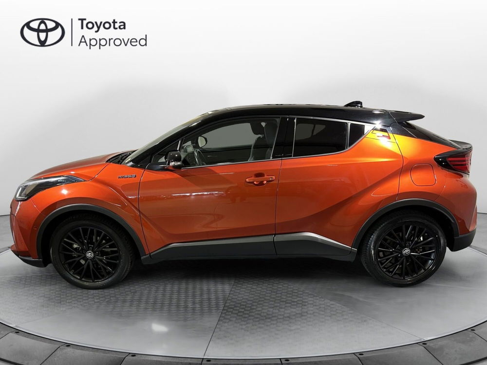 Toyota Toyota C-HR usata a Milano (3)