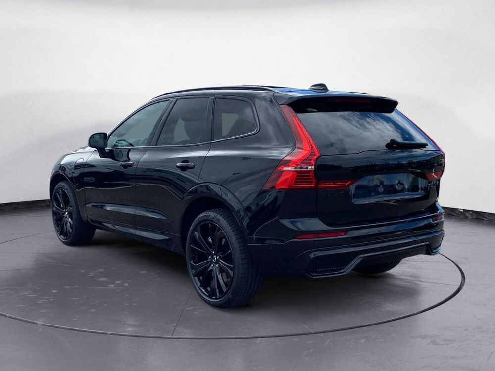 Volvo XC60 nuova a Pordenone (3)