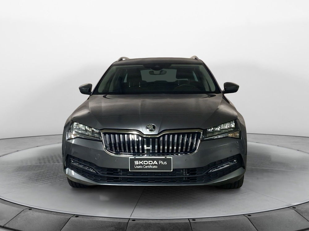 Skoda Superb Station Wagon usata a Varese (2)