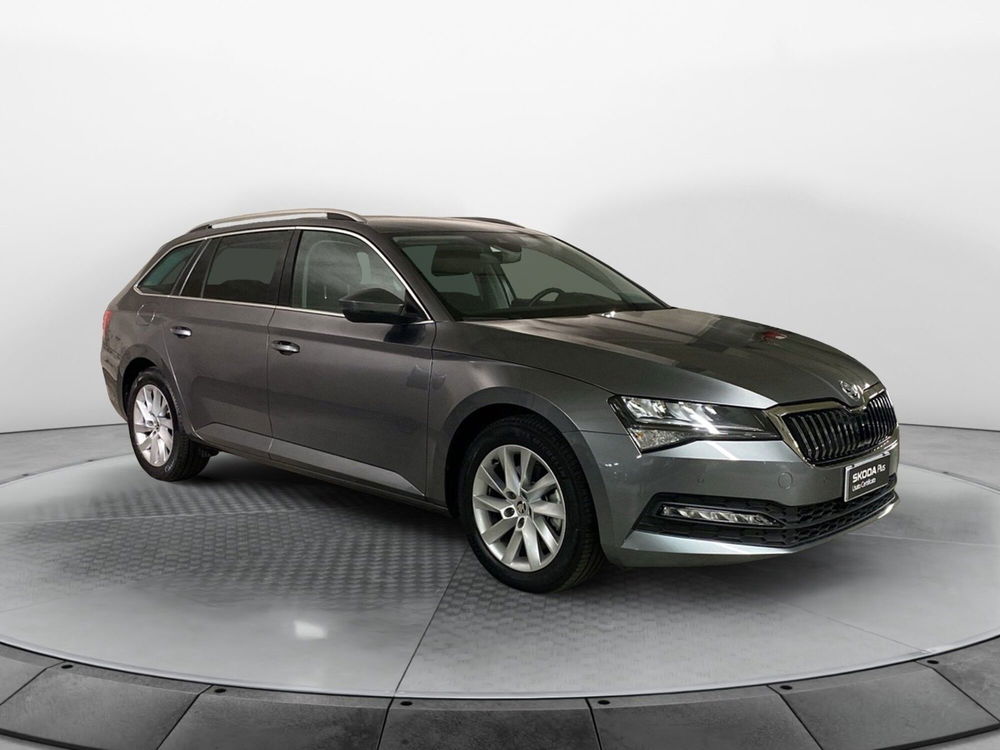 Skoda Superb Station Wagon usata a Varese (3)