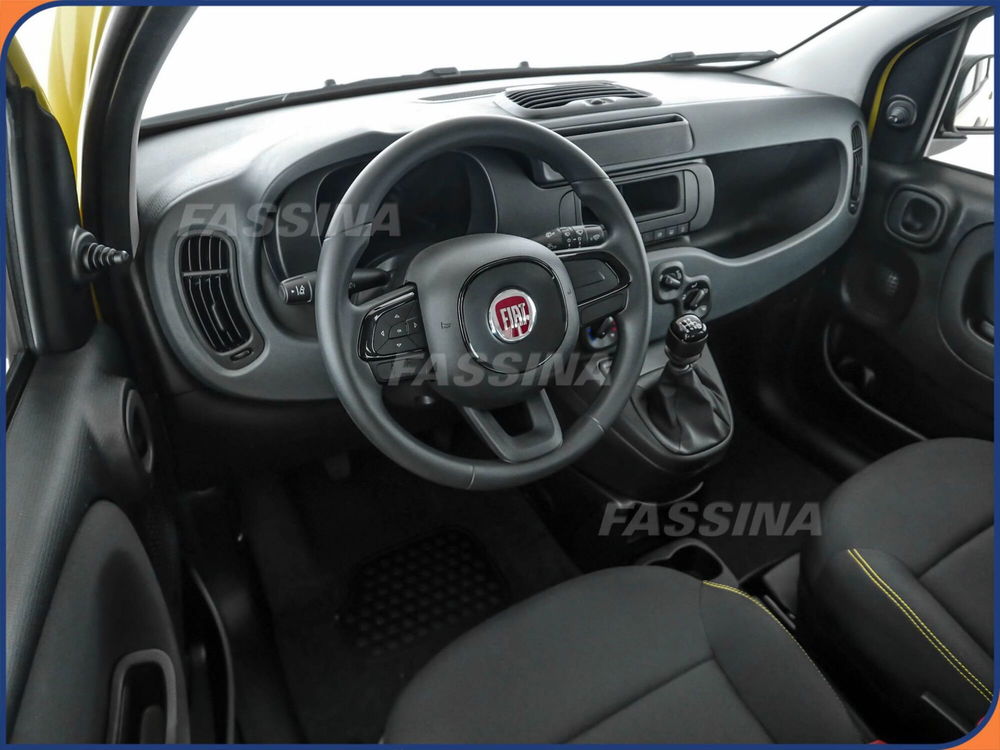 Fiat Panda Cross nuova a Milano (9)