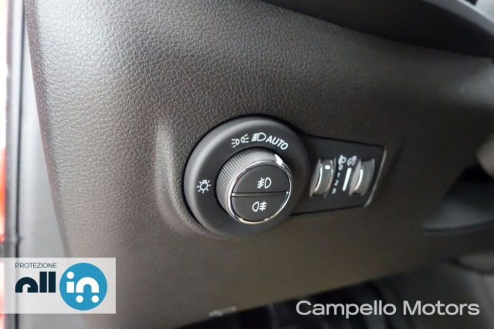 Jeep Compass nuova a Venezia (15)