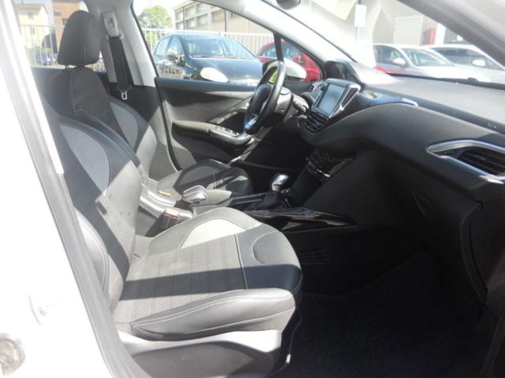 Peugeot 2008 usata a Pisa (13)