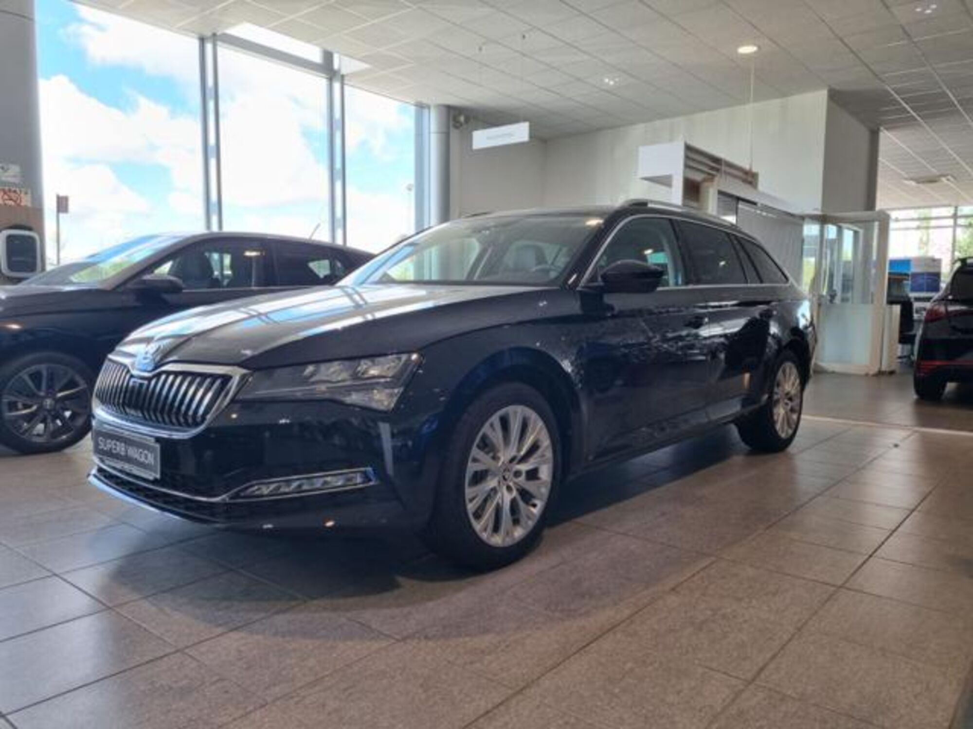 Skoda Superb Station Wagon 2.0 TDI EVO 150 CV SCR DSG Wagon Style nuova a Castelfranco di Sotto